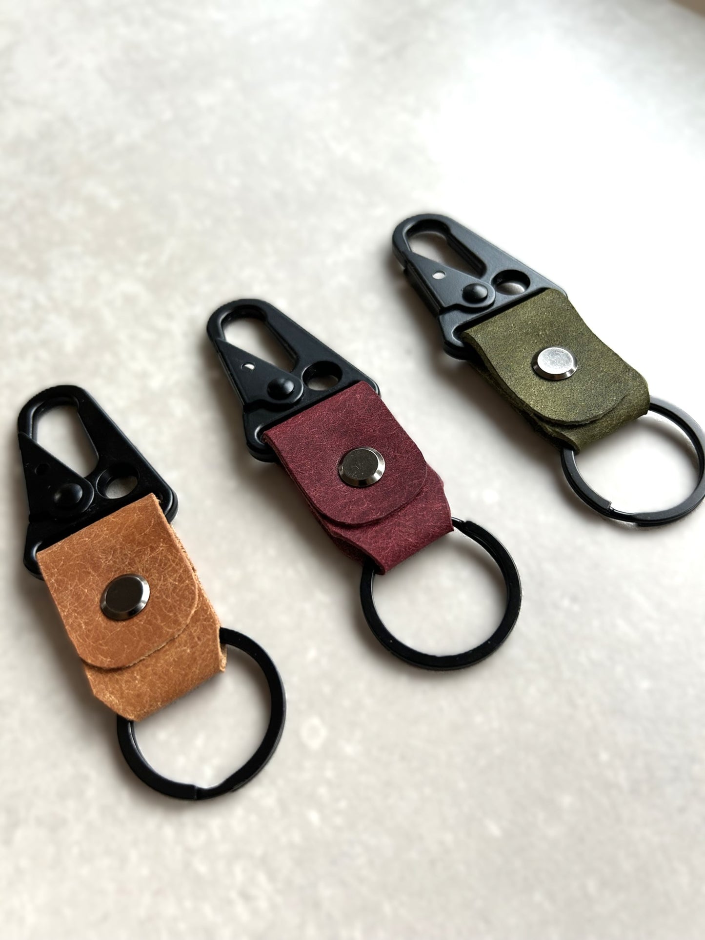 Handcrafted Minimalist Leather Keychain with Carabiner