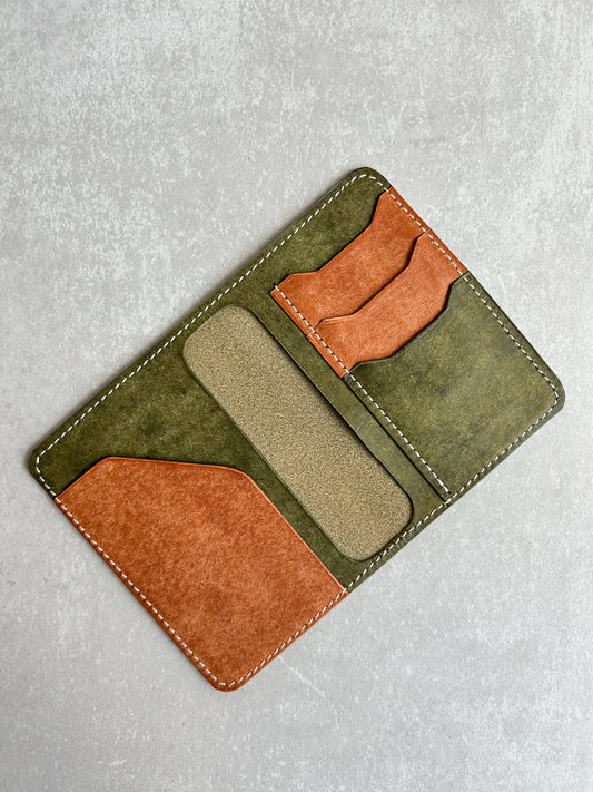 Passport Holder - Olive & Cognac